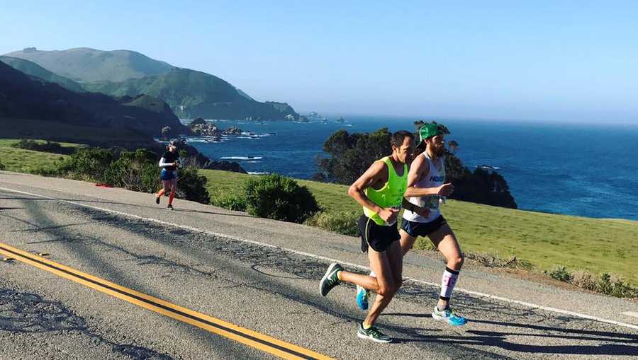 Michael Wardian and Adam Roach run the Big Sur Marathon