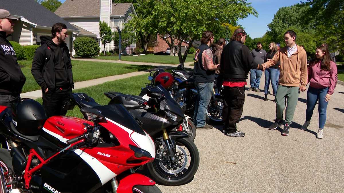 Lincoln man survives being hit on his motorcycle – KETV Omaha