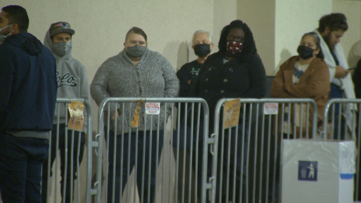 Slow Black Friday morning across Sacramento amid price hikes up to 17