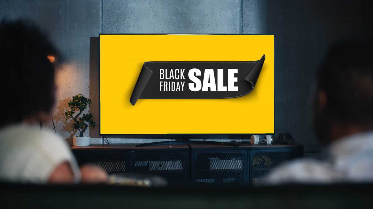 Cyber Monday TV deals: Save $900 on a top-rated Samsung TV