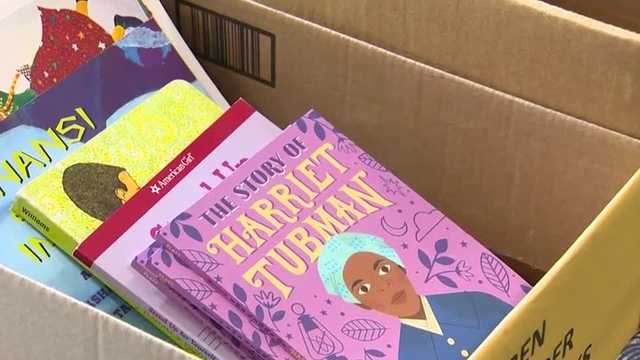 Black history books given away at DeLand Juneteenth celebration - Vimarsana News