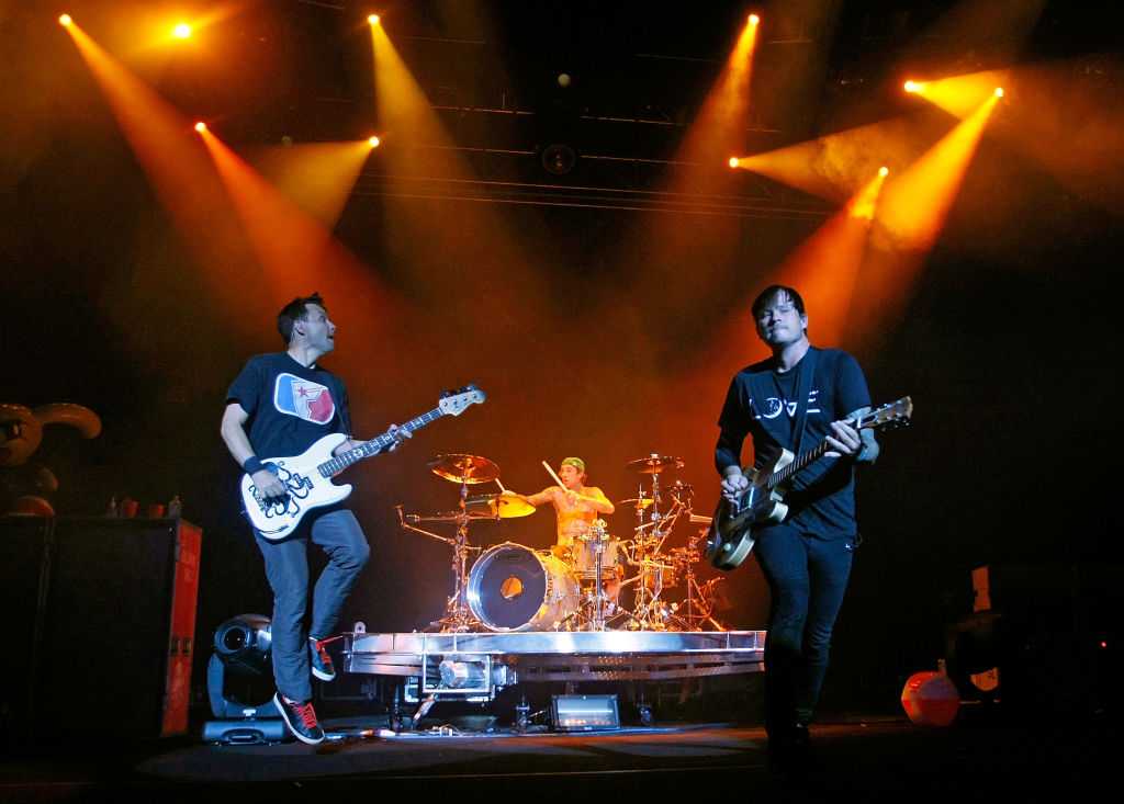 Blink182 pronounces Pittsburgh cease on new world tour