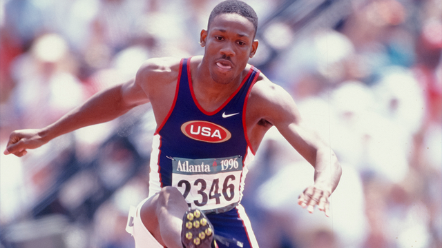 Razorback Calvin Davis, Olympic medalist in 400 hurdles, dies - Vimarsana News