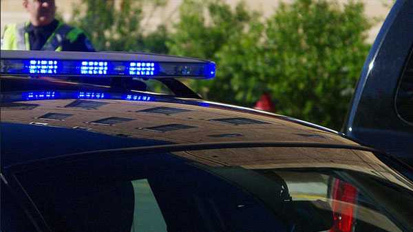 Police: 14-year-old arrested after crashing stolen car in Forest Park