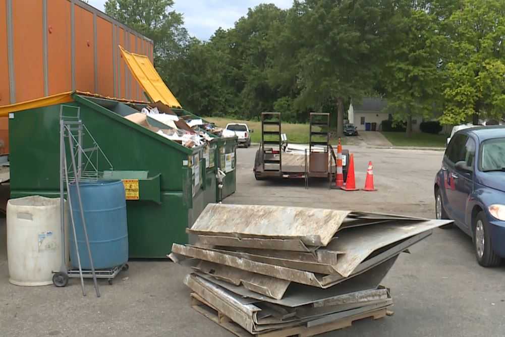 Popular recycling center in Blue Springs may be going away