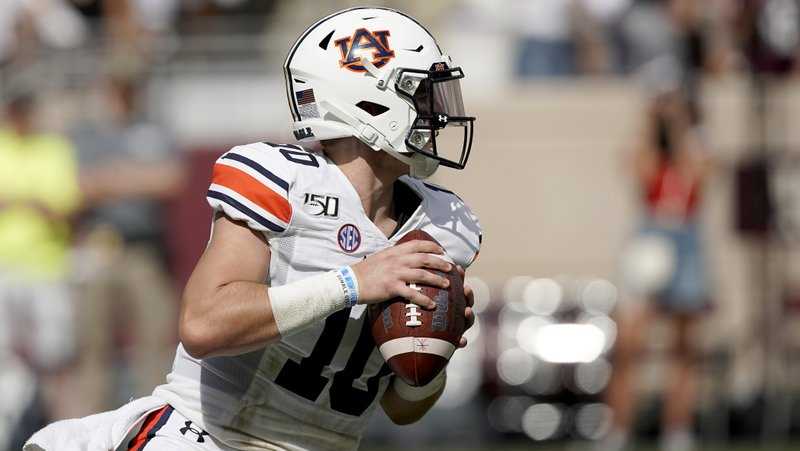 Nix helps No. 8 Auburn over No. 17 Texas A&M 28-20