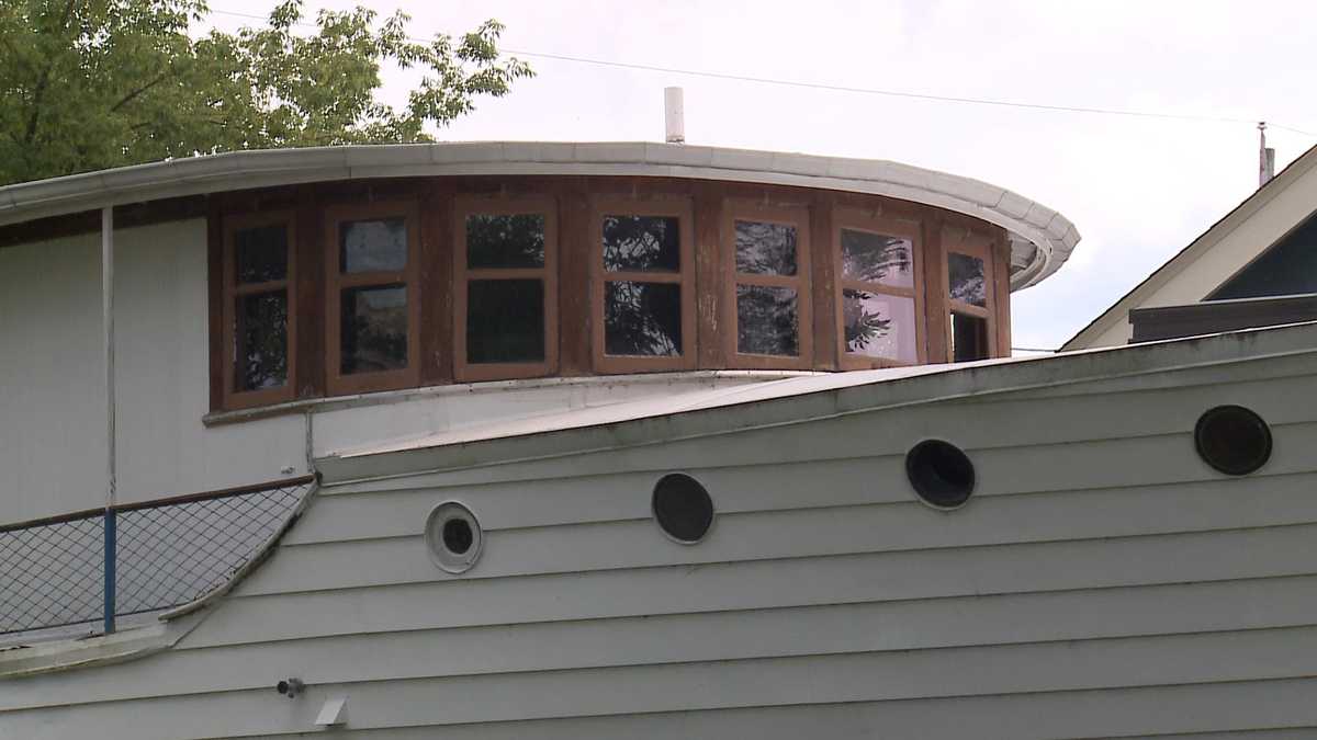 Photos Milwaukee's 'Boat House' on the market