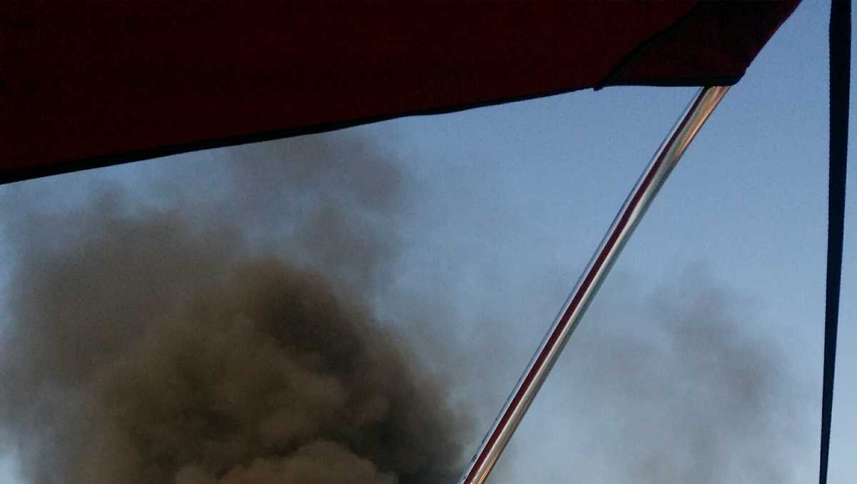 2 injured when boat catches fire on Folsom Lake, officials say