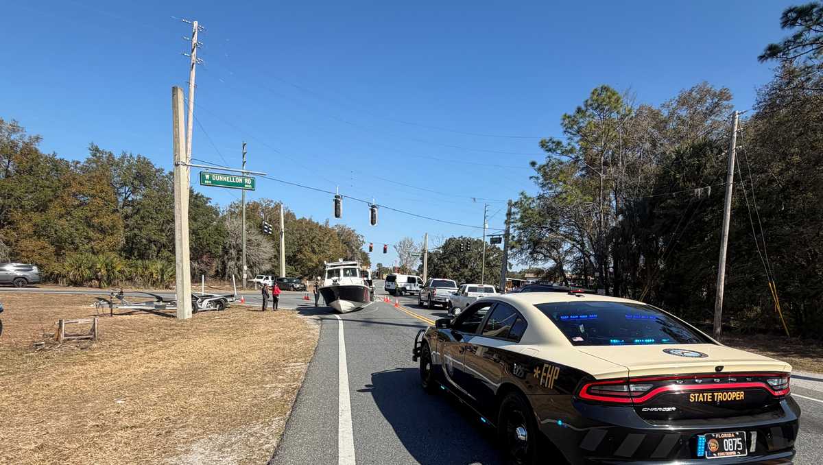 FHP: Ocala man's boat slips off truck on highway in Citrus County collision