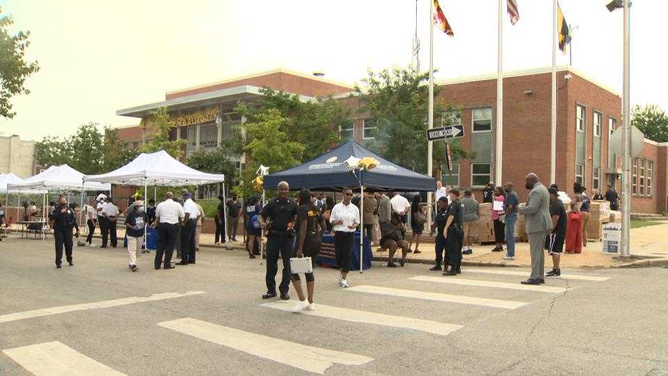 Building relationships amongst police, community members during National Night Out - Vimarsana News