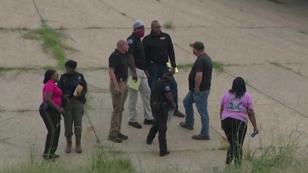 Jackson Police investigating body discovered on High Street near underpass