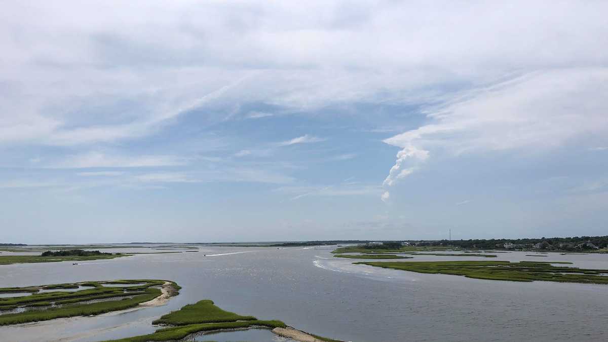 Tourist's body pulled from water in North Carolina sound