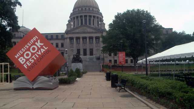 Hundreds of authors featured during Mississippi Book Festival - Vimarsana News