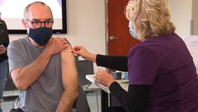 Rising vaccine demand makes appointments hard to get before Thanksgiving - Vimarsana News