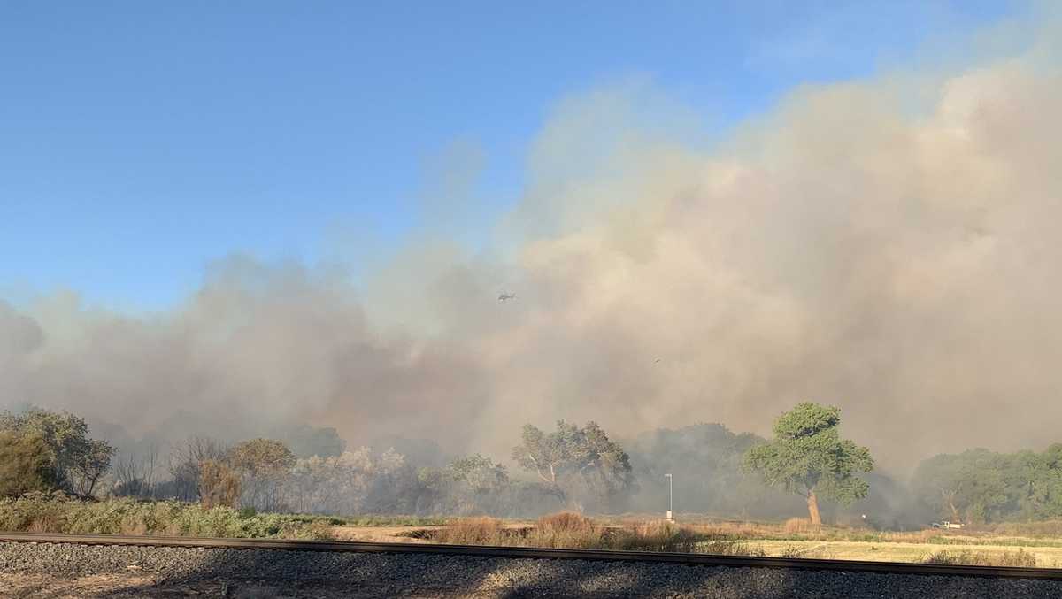 Fire erupts near Bosque Farms