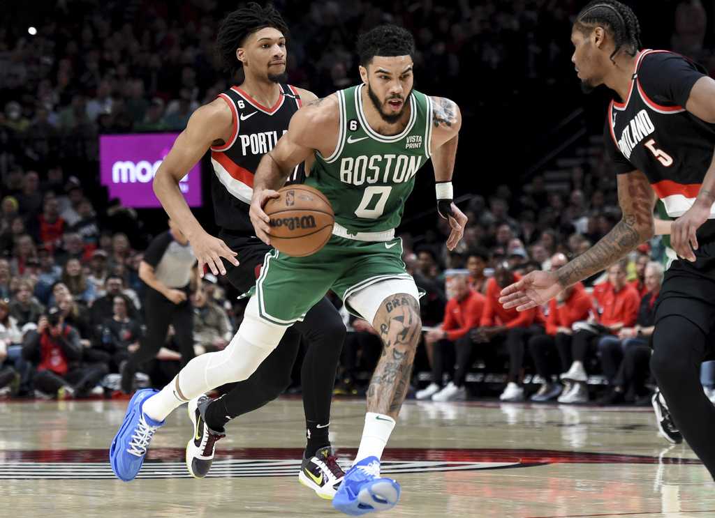 Tatum Scores 34, Celtics Hold Off Trail Blazers