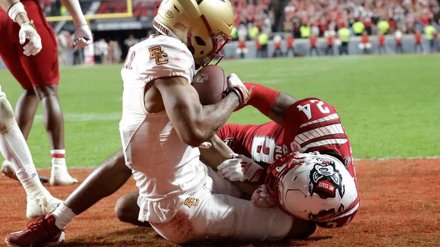 Boston College scores TD with 14 seconds left to upset NC State