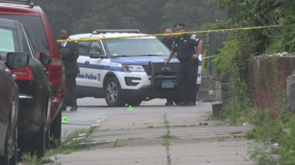 Double shooting in Boston leaves one man dead, another injured