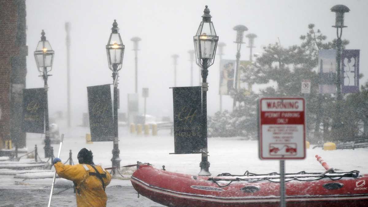 Boston tide during Nor'easter breaks record for highest recorded since 1921