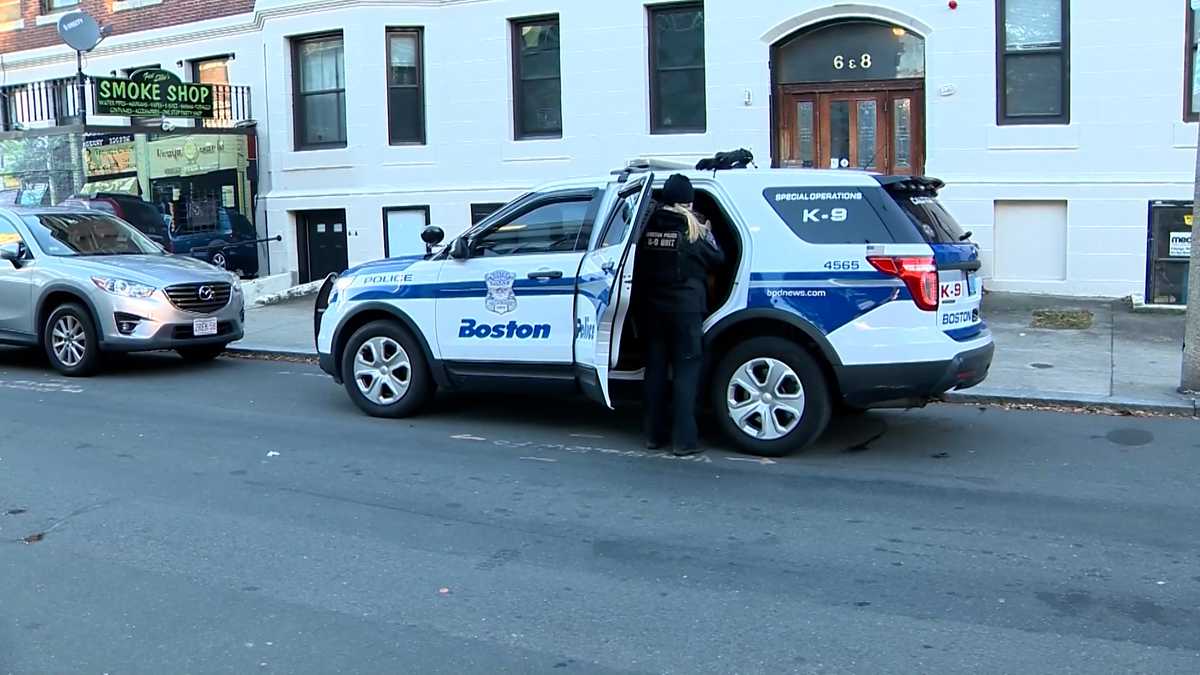 Shooting in Boston neighborhood leaves 1 dead, 1 injured