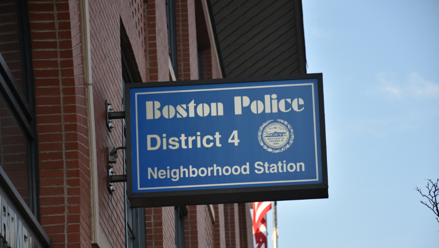 Police unions sue Boston, city council over use of pepper spray, tear ...