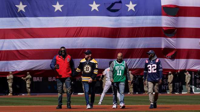 Ortiz among Boston fan favorites to throw out first pitch at Red