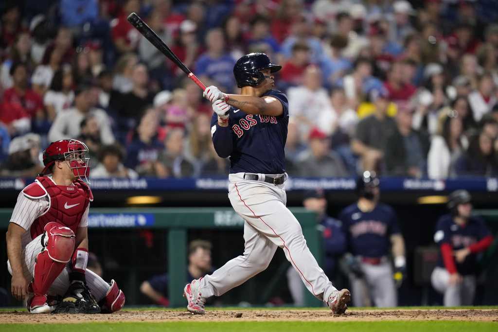 Red Sox Win 8th Straight On Road Against Phillies