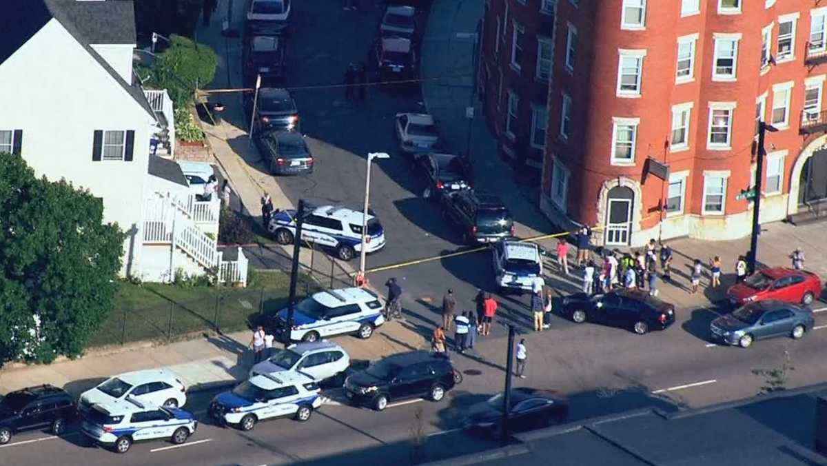 Police search for suspect after deadly shooting in Boston