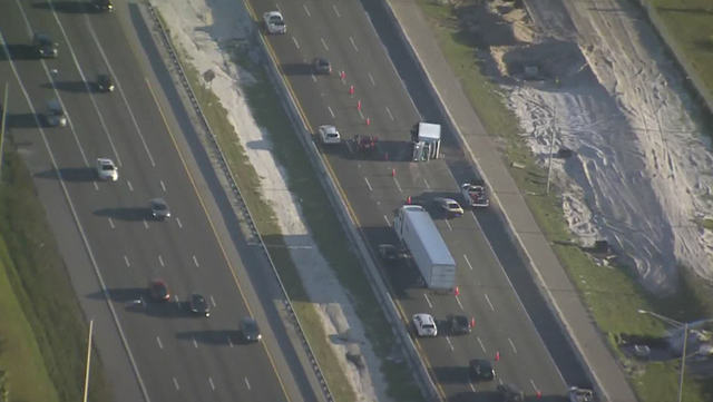 Box truck overturns on Interstate 4 - Vimarsana News