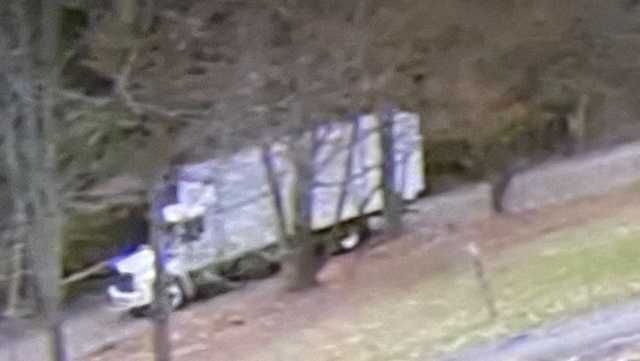 Police looking for box truck driver who damaged covered bridge in Morristown, VT - Vimarsana News