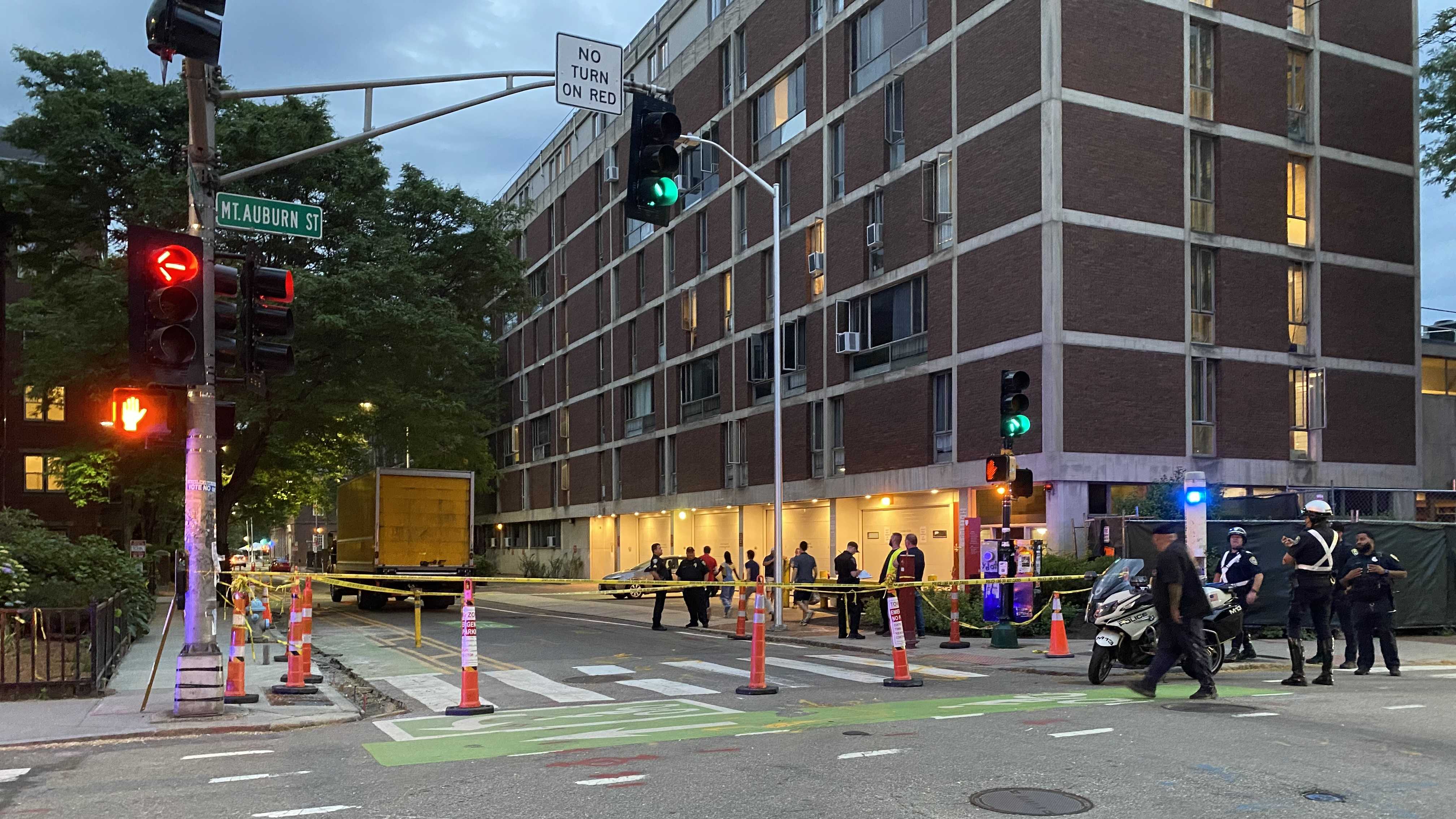 Bicyclist killed in crash with vehicle at Cambridge intersection - Vimarsana News