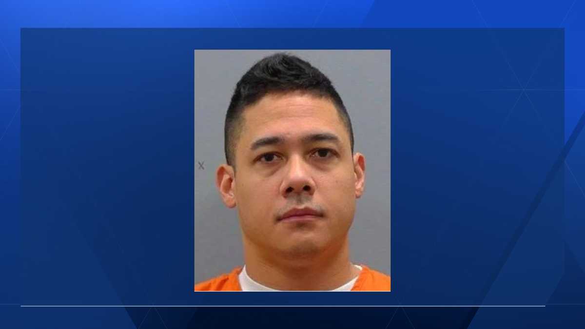 Former Bellevue police officer﻿ accused of child enticement bound over for trial on new charges