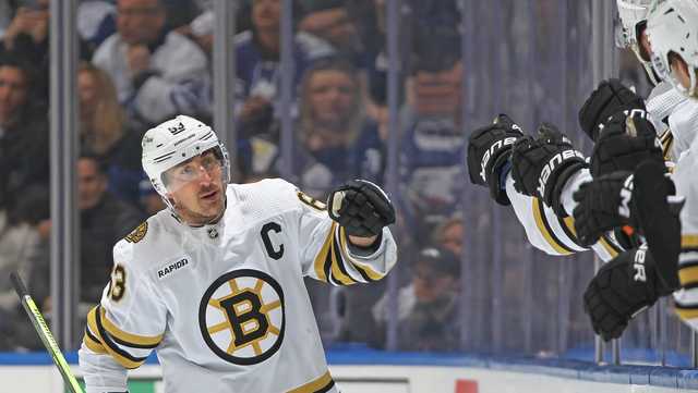 Marchand breaks team playoff goals mark, Bruins take 3-1 series lead - Vimarsana News
