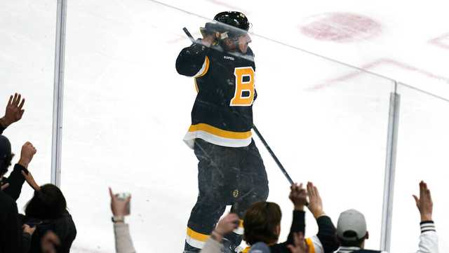 Bruins Brad Marchand has 2 goals, assist in return - Vimarsana News