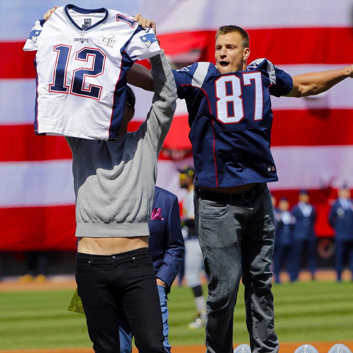 Tom Brady finally receives stolen Super Bowl jerseys