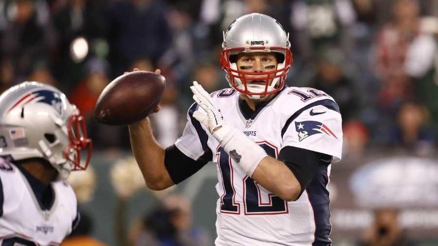 Brady ties Manning with 200th win, Patriots beat Jets