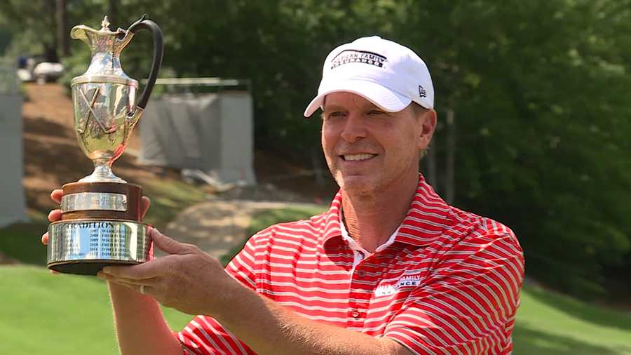 Stricker wins Tradition by 6 shots for 1st senior major