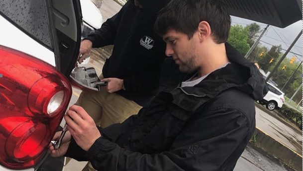 Forsyth County college students offer free brake light repairs - Vimarsana News