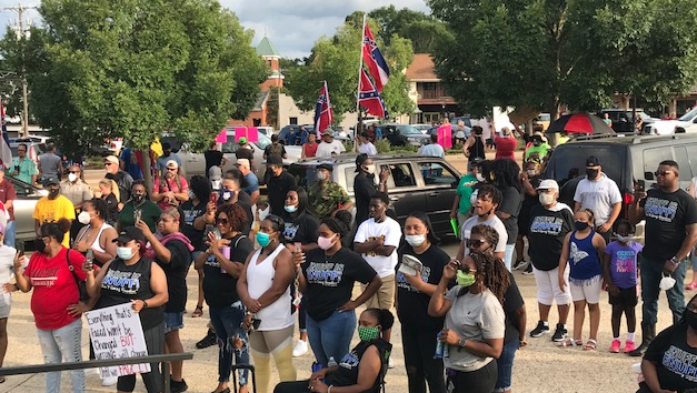 Unity Rally and March distracted by counter protestors