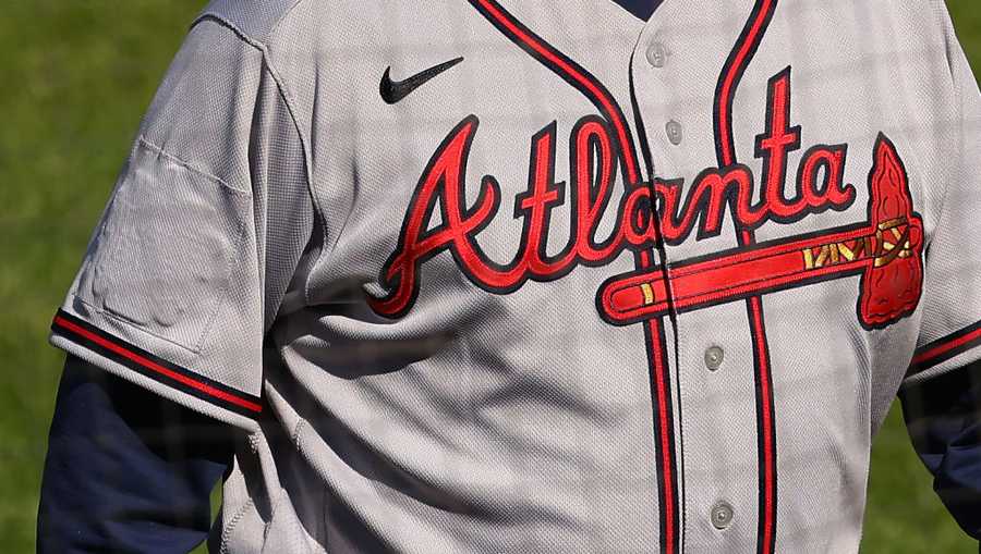 Atlanta Braves art and uniform history 