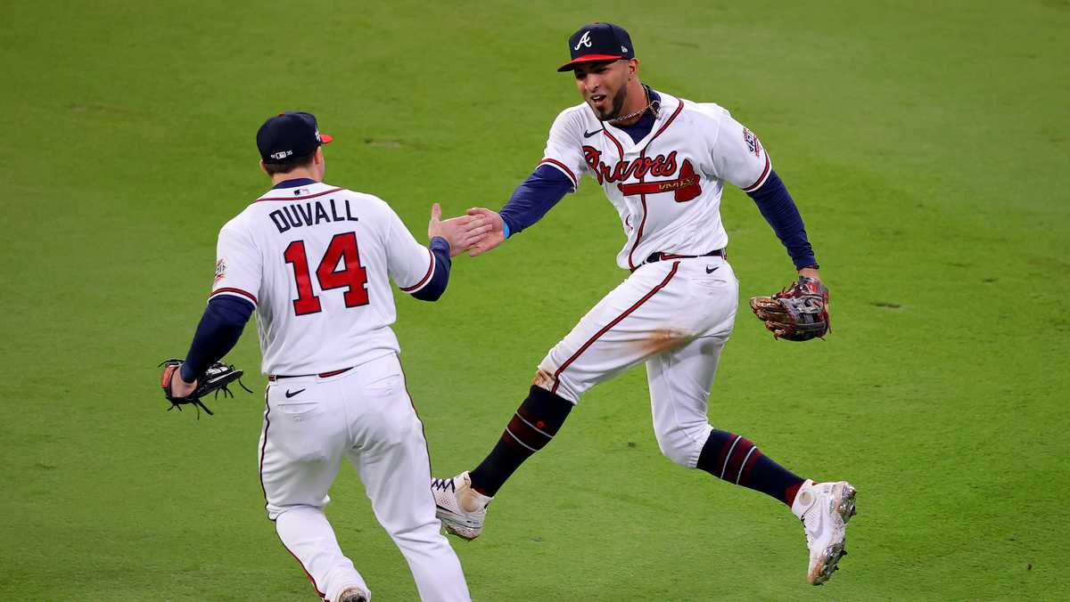 Trump chops with Braves fans before Game 4 of World Series