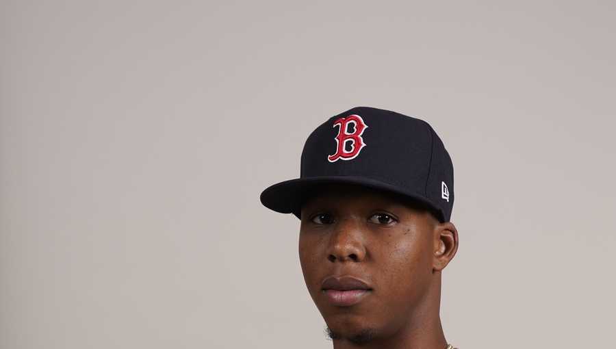 Red Sox to call up top pitching prospect Bello for MLB debut
