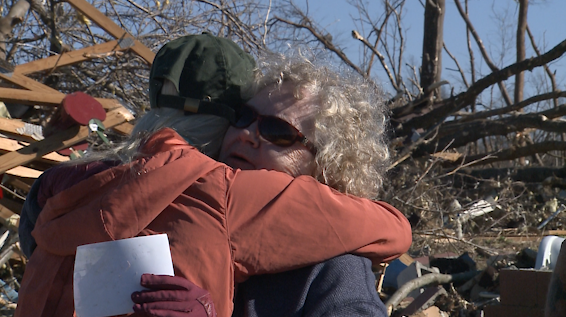 Couple who previously lost home to tornado once picking up pieces again after deadly twister - Vimarsana News
