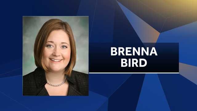 Tom Miller concedes race for Iowa Attorney General to Brenna Bird - Vimarsana News