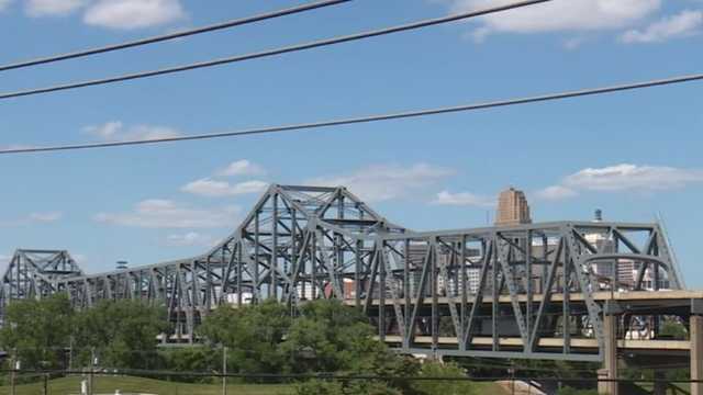 Kentucky, Ohio get historic $1.6 billion in grants for bridge project - Vimarsana News