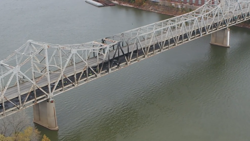 Roebling Bridge opens but Brent Spence remains closed indefinitely