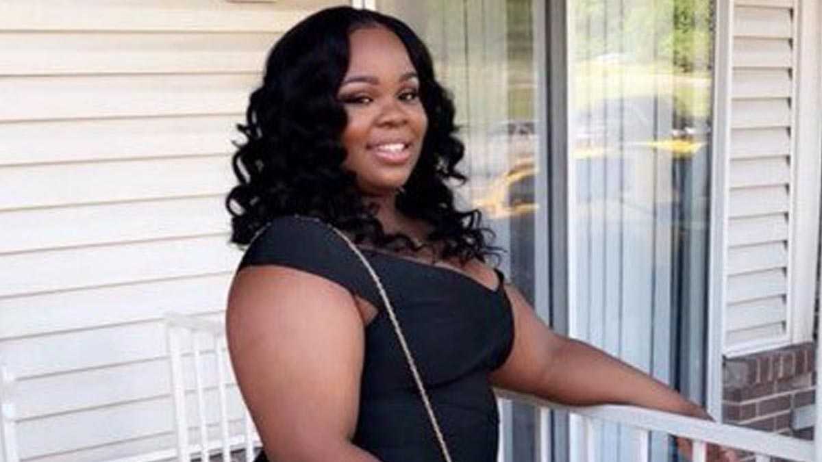 Breonna Taylor’s mother speaks out against DOJ’s move to dismiss former officers’ charges