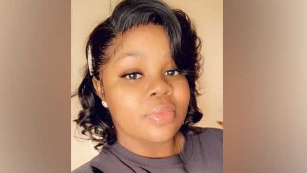 Breonna&#x20;Taylor&#x20;is&#x20;shown&#x20;in&#x20;this&#x20;file&#x20;photo.