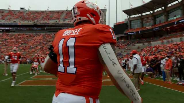 Clemson's Bryan Bresee nominated for Orange Bowl Courage Award - Vimarsana News