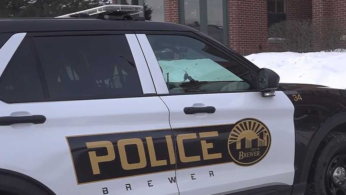 Maine woman accused of getting in the way of local police due to fears about ICE